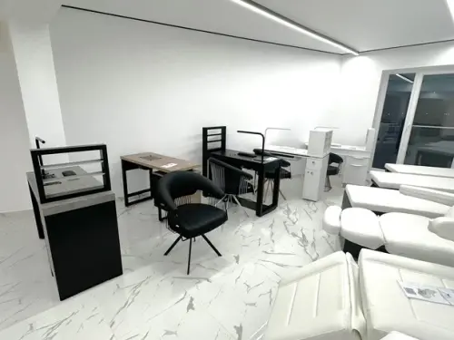 Showroom Manichiura&Pedichiura&Cosmetica - Etaj 2