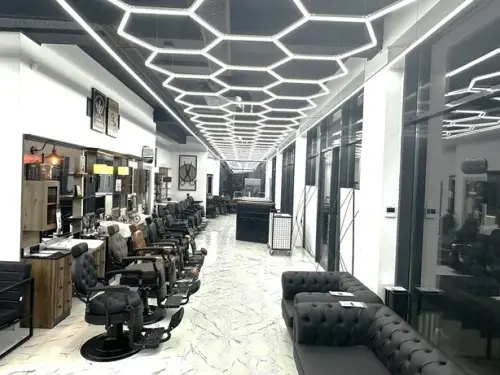 Showroom BarberShop -Parter 